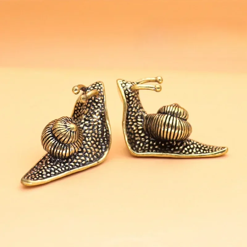 LMHBJY Animal Snails Home Furnishings Ornaments Handicrafts Jewelry Newcomer Gifts Small Commodities of The National Trend