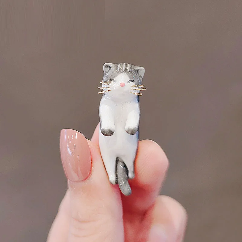 Cartoon Cat Brooch For Women Girls Kids Cute Long Tail Kitten Enamel Pins Small Animal Badge Jewelry