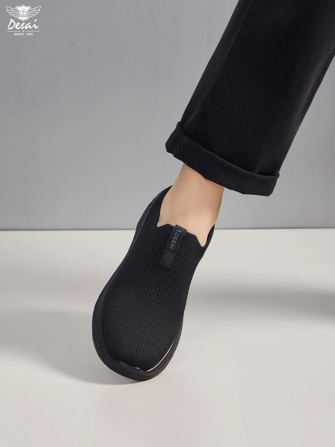 Desai Herren-Slipper mit breiter Passform, gestrickt, leichte Komfortschuhe für den täglichen Gebrauch. – Detail 5