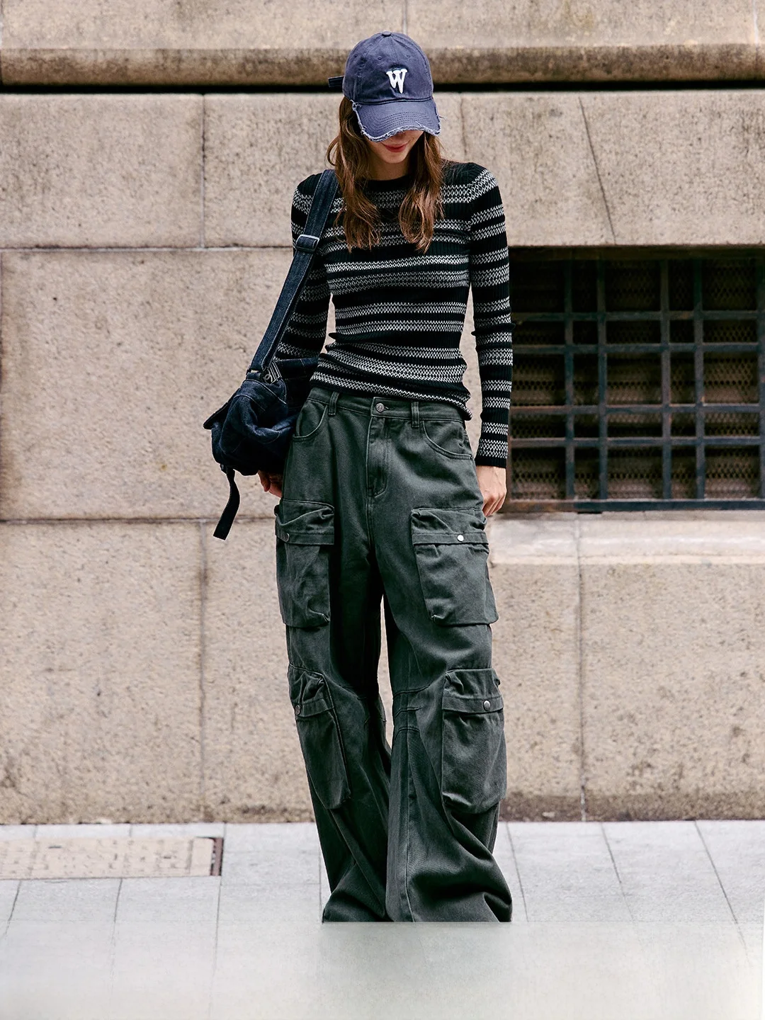 

Luna7xi Pure Wool Stripe Knitwear Slim Fit Base Layer Top Women's Faion Korean Sle Long Sve round Ne Pullover