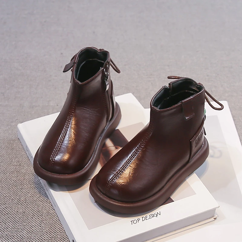 Kinder-Kurzstiefel mit süßen Schleifen hinten, Mädchen-Lederstiefel mit seitlichem Reißverschluss, 2026 Herbst Neuheit, Kinder-Knöchelstiefel mit runden Zehen, rutschfest – Detail 5