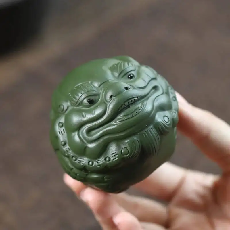 

Yixing Zisha Tea Pet Pixiu Wealth-attracting Small Ornament Green Clay Handheld Play Ball Lion Sculpture Creative Tea Set Tea