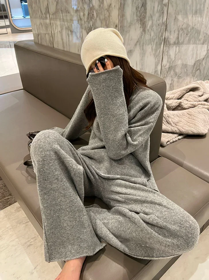 Korean Version of Soft Waxy Lazy Wind Knitting Set 2024 Gentle Round Neck Pullover Sweater Wide Leg Pants Two-piece Set Women