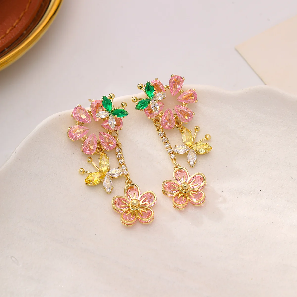 Creative Zircon Flower Butterfly Stud Earrings for Women, Luxury Hollow Contrast Color Design, Delicate Floral Earrings Jewelry