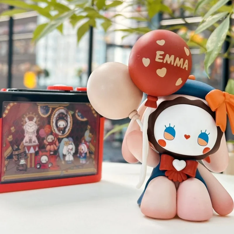 جديد الأصلي إيما سيكريت فورست منتصف الليل السوق صندوق أعمى الزينة موضة اللعب دمية نموذج الجدول الديكور لعبة إبداعية الهدايا