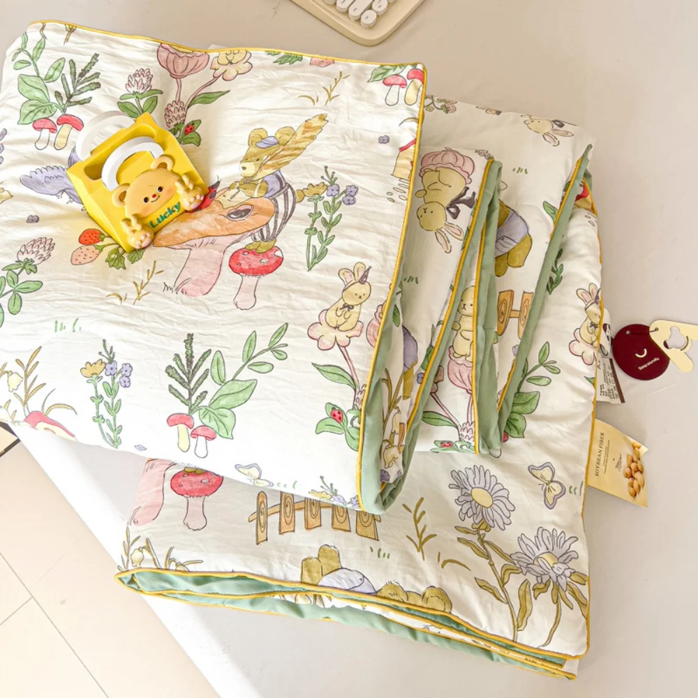 

Summer Quilt Washed Cotton Printed Thin Quilt Lightweight Machine Washable Breathable Single Double Bedding for Air Conditioner