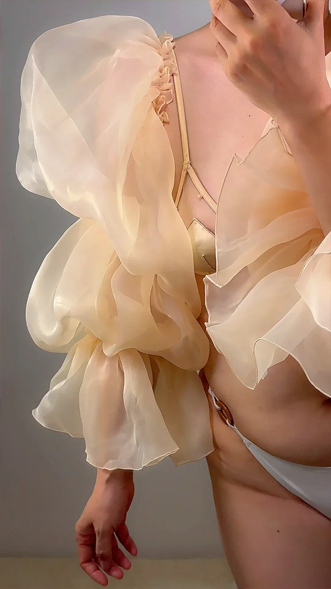 Nude CLOUD SLEEVES Fingerless Puff Gloves Sleeve Mittens Organza Lace Tulle Mesh Flare Detachable 100cm Long Wedding Bridal