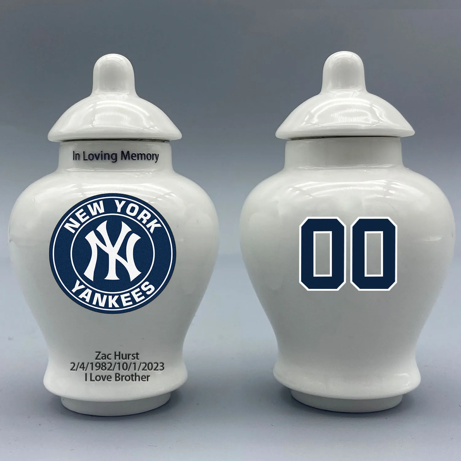 

Mini Urn for New York Yankees-Baseball themed.Please send me the customization information - name/date and number on the urn