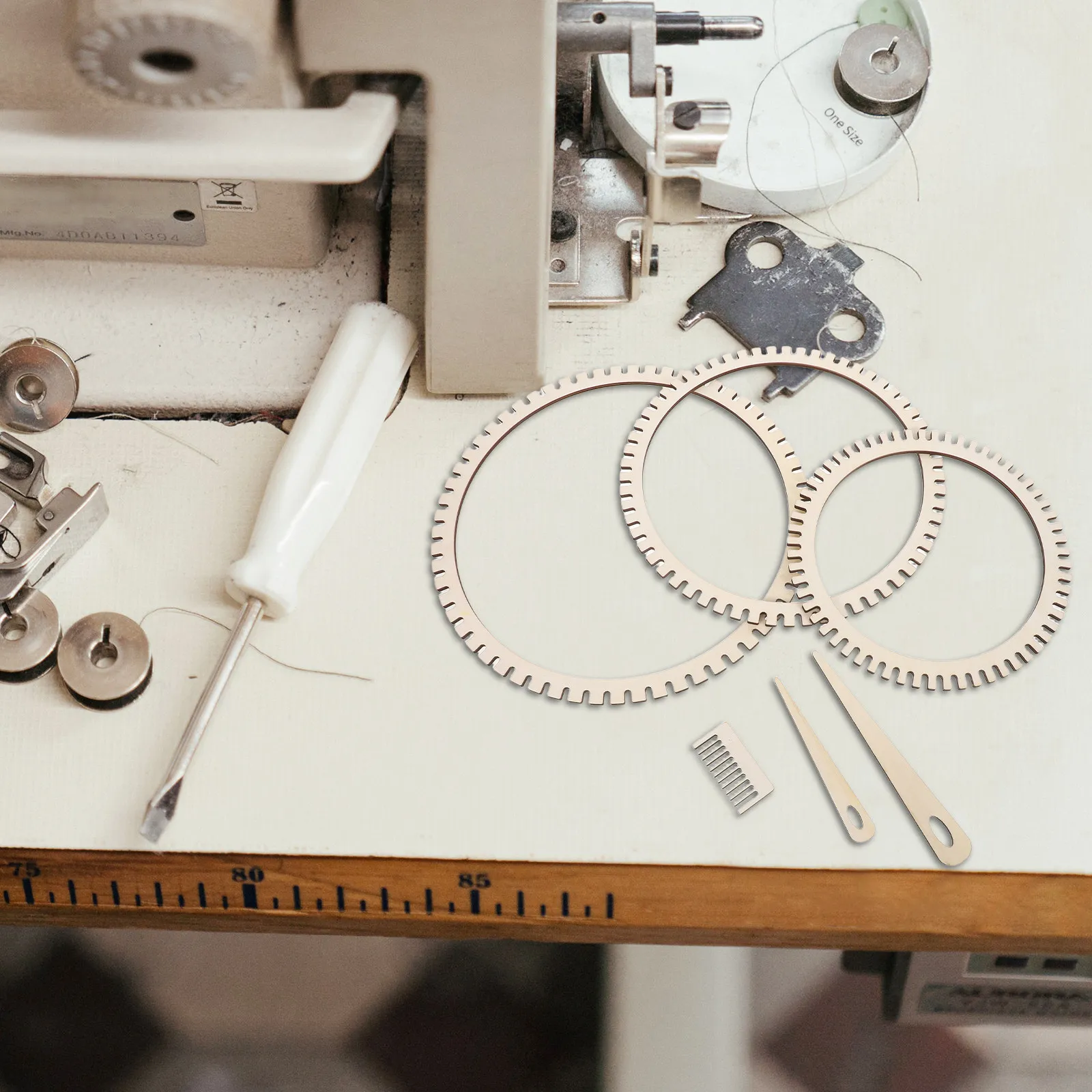 Set di 6 Pezzi per Tessitura in Legno, Kit per Principianti, Strumenti Circolari per Lavoro a Maglia, Pettine per Uncinetto, Telaio per Lavoro a Maglia Fai-da-Te per Bambini