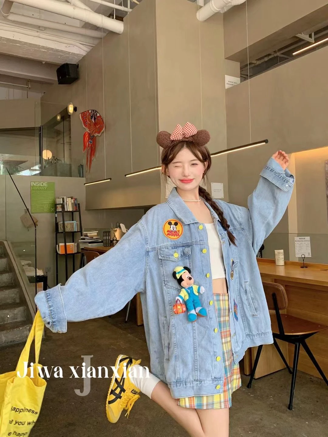 Cute Three-dimensional Cartoon Pendant Denim Jacket Female Spring and Autumn 2024 New Long Sleeve Loose Embroidered Coat Women