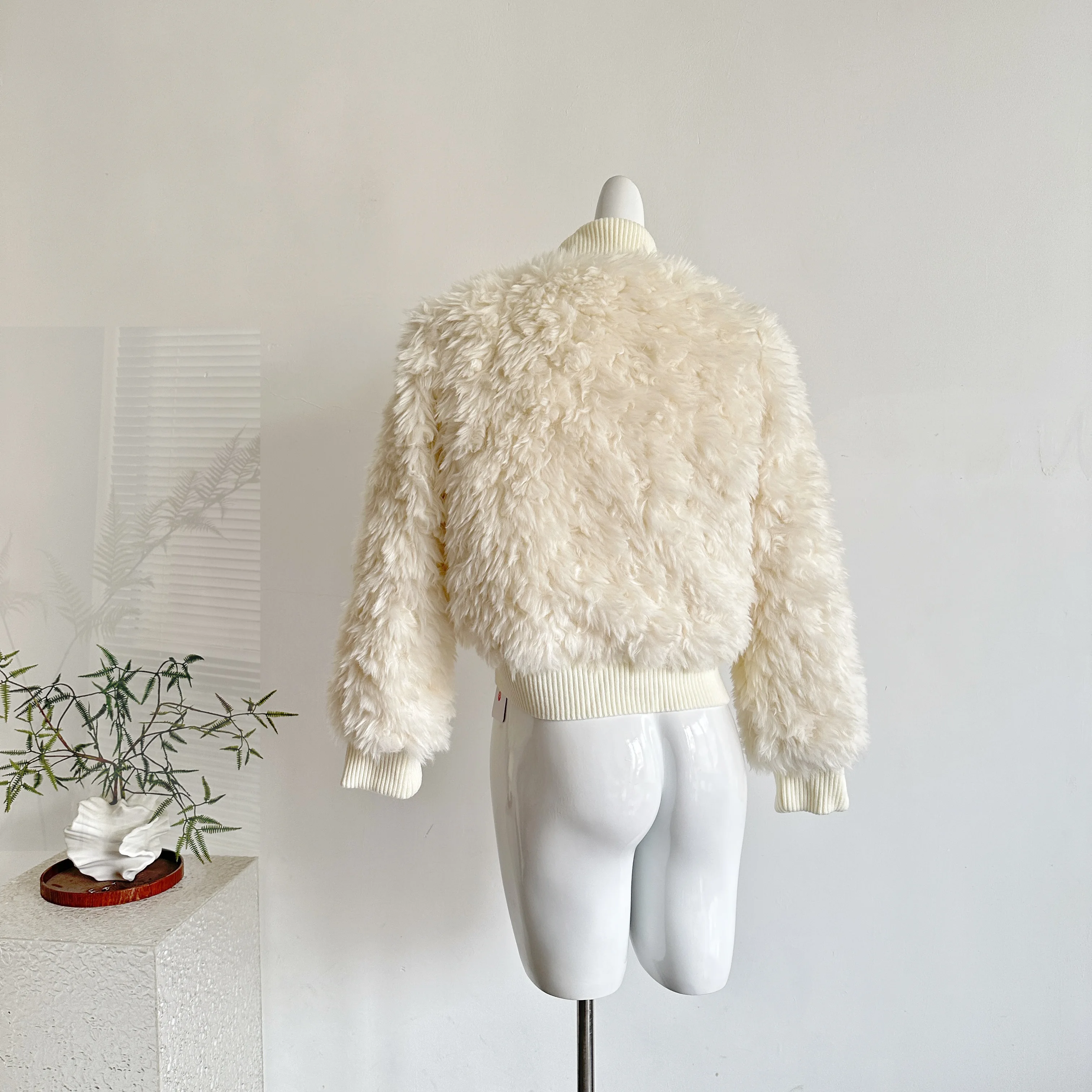 سترة نسائية للخريف والشتاء من الصوف الصناعي بسحاب دافئ ملابس خروج نسائية بأكمام طويلة منفوش من الفرو الصناعي ملابس خارجية