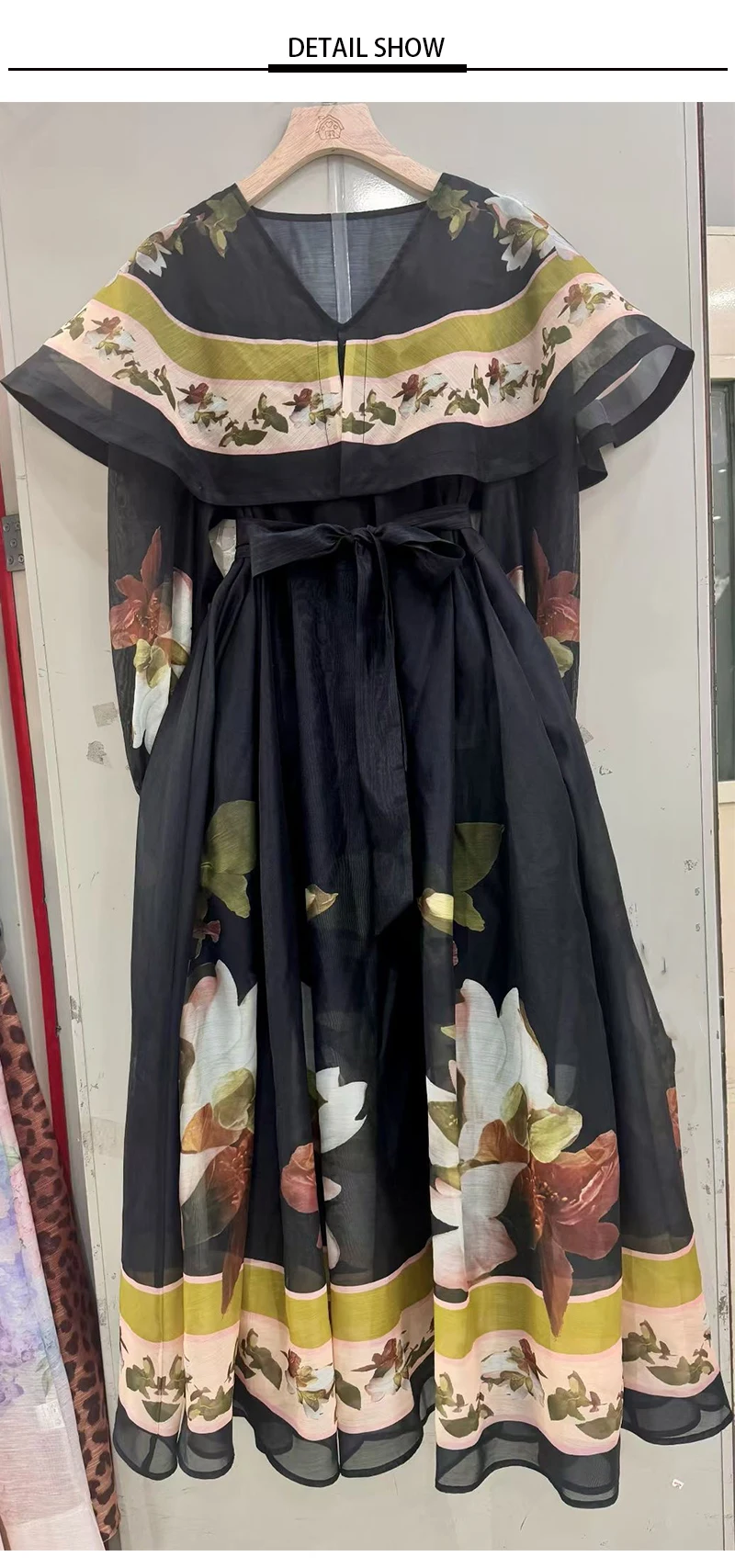 Retro 2025 Women's Autumn New V-Neck Cloak Lantern Long Sleeve Loose Print Dress With Waist-Tied And Big Swing Fluffy Dress