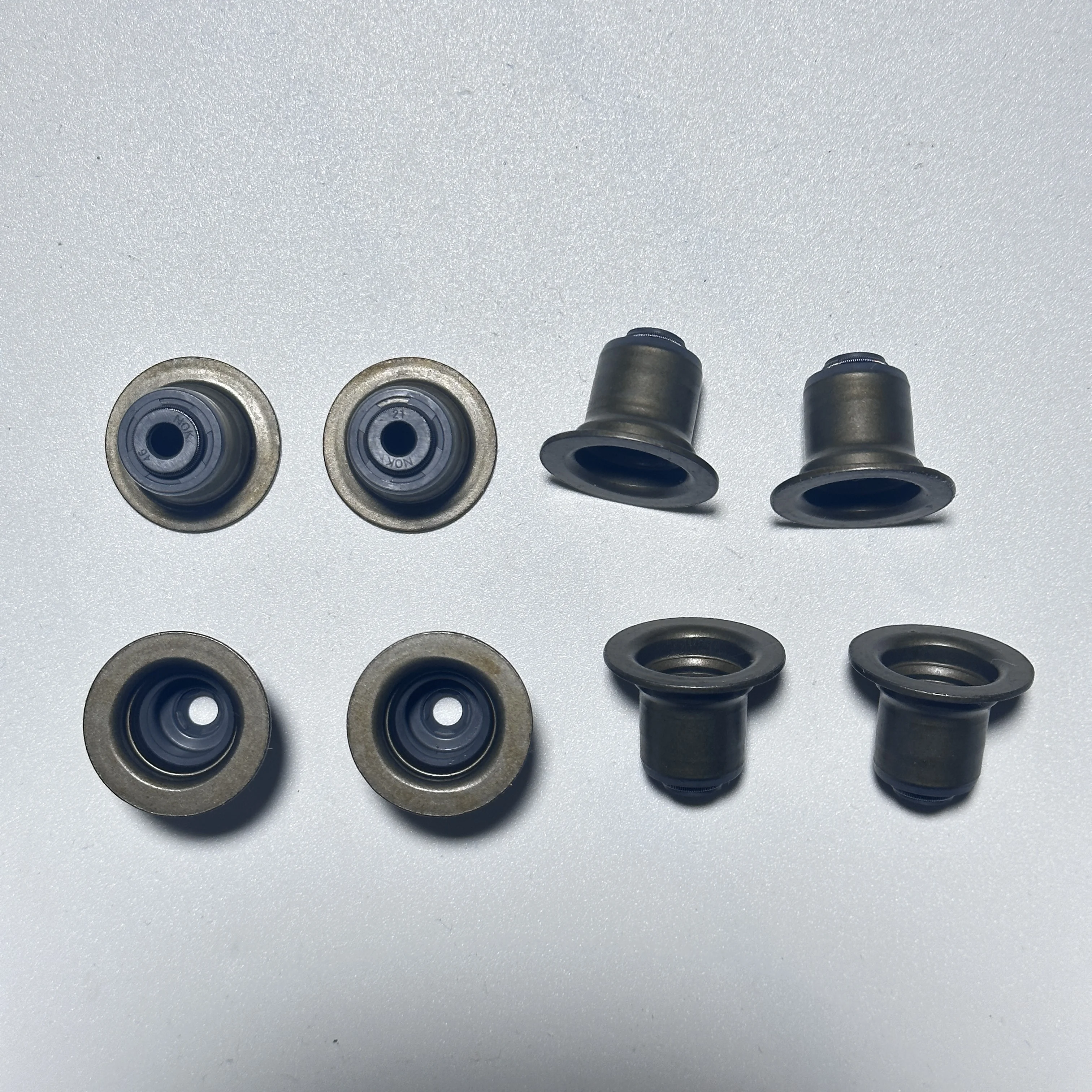 Valve Stem Oil Seal OE# MN183952 Intake Inlet Valve Seal For Mitsubishi 4B10 4B11 4B12 Lancer Outlander ASX