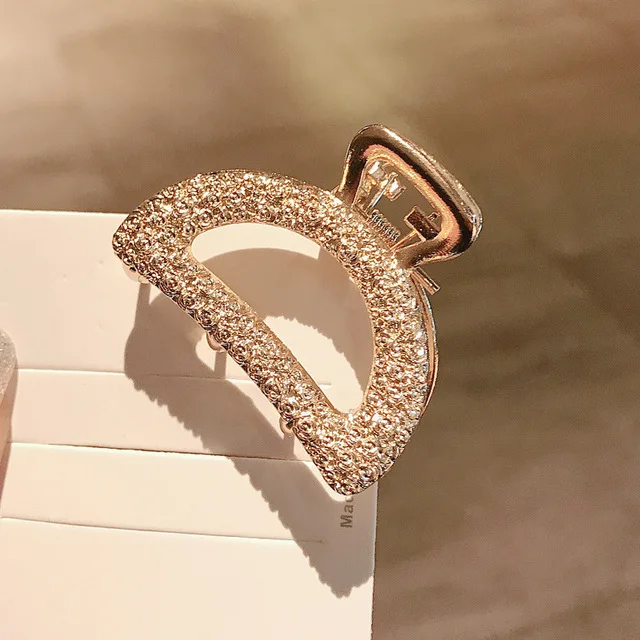 Multi Style Gold Metal Hair Claw Clips Hollow Geometric Butterfly Jaw Clips Strong Hold Non Slip Hair Crab Clamp for Women Thick