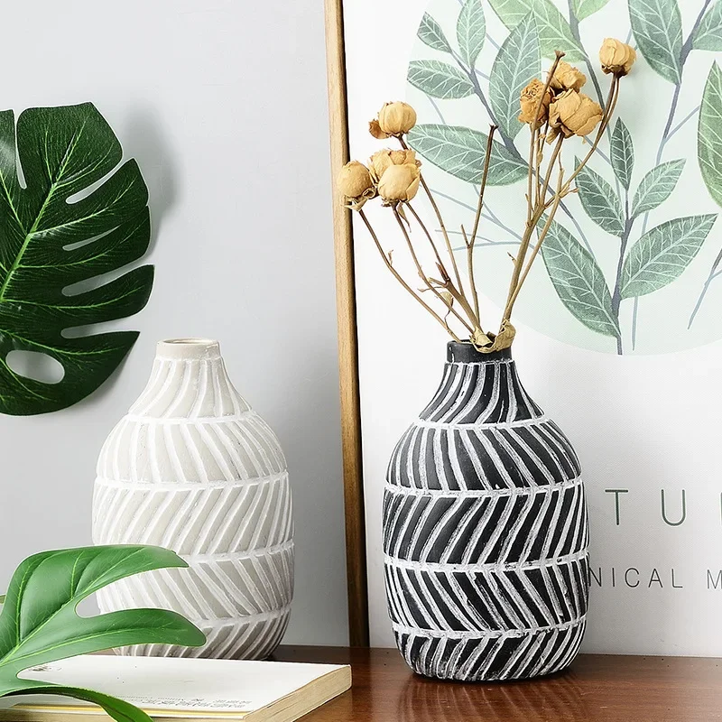 Nordic Black and White Ceramic Vase, High-Fired Durable Floral Holder, Minimalist Sturdy Display, Modern Shelf Sculpture