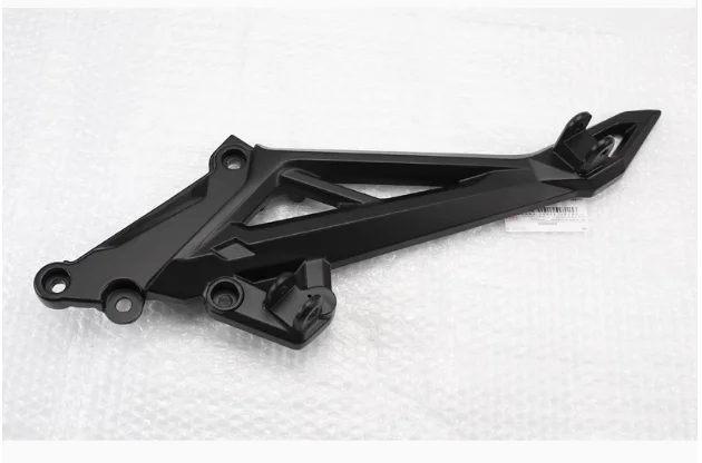 

Left footrest bracket suit CF650NK Model 2023 code is 6NQA-140301-0BP00