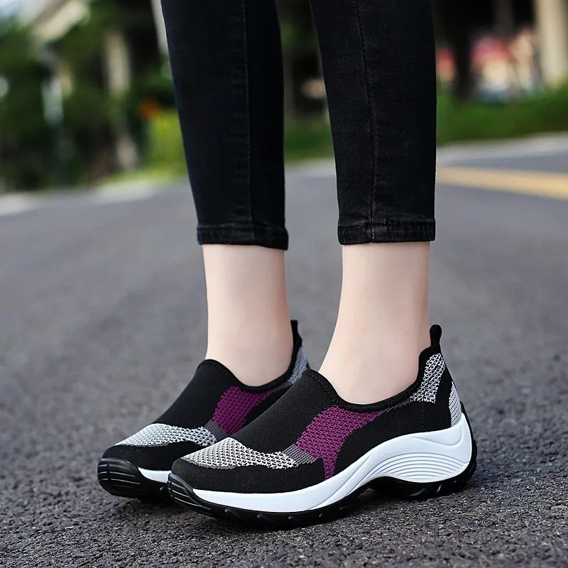 أحذية نسائية كاجوال موقع الموضة صنادل رياضية قابلة للتنفس أحذية رياضية صيفية ذات نعل عريض صنادل كاجوال مضادة للانزلاق