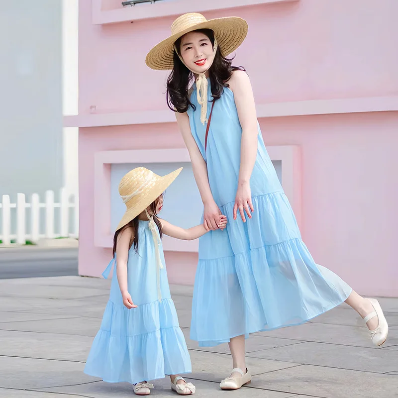 

Mom and Daughter Resort Blue Dress Vacation Look Mother Baby Girls Matching Sleeveless Dresses Beach Women One Piece Clothing