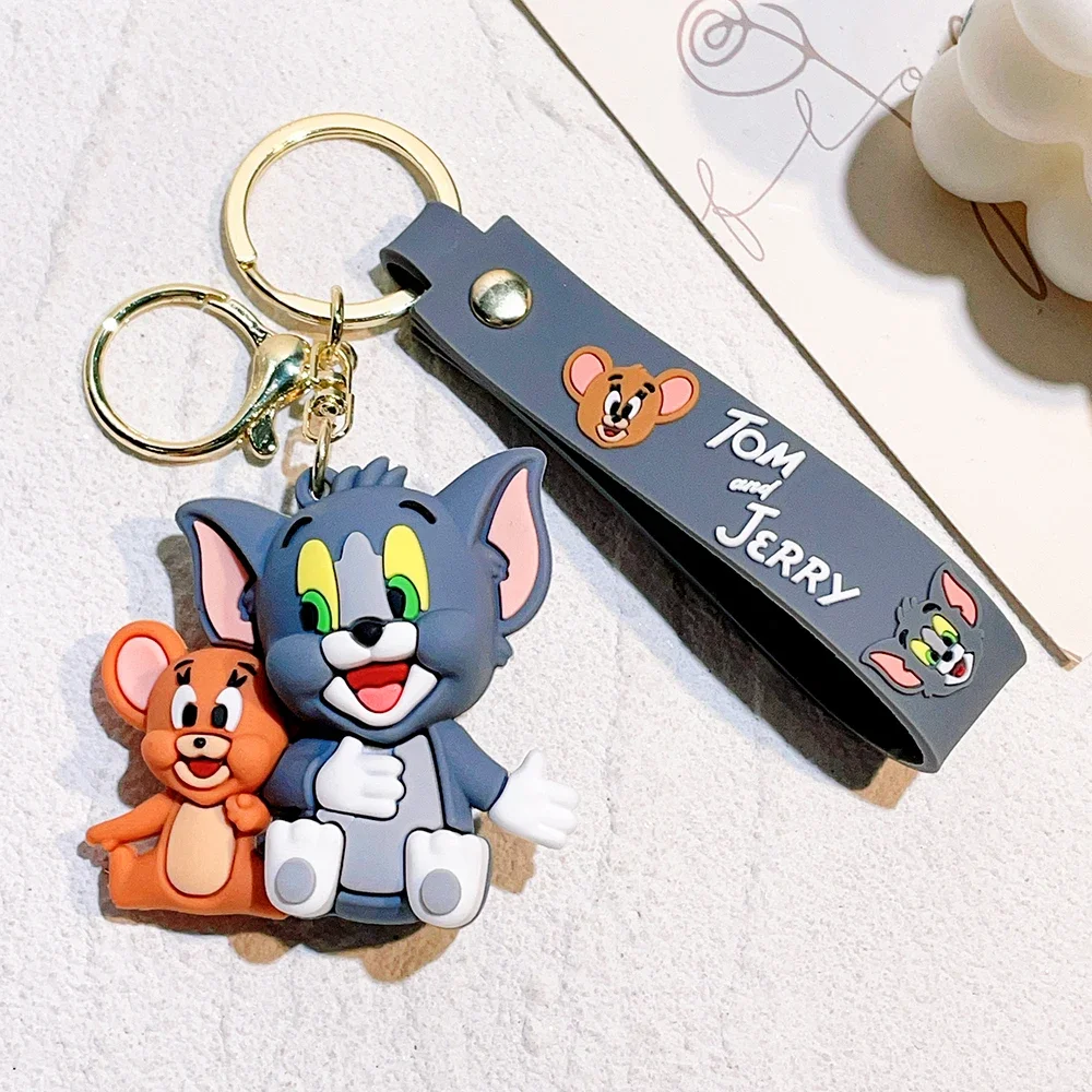 Tom e Jerry Anime Cartoon Ornament Portachiavi Portachiavi per auto Ciondolo Simpatico gatto Topolino Bambola Halloween Collezionismo Giocattoli regalo per bambini