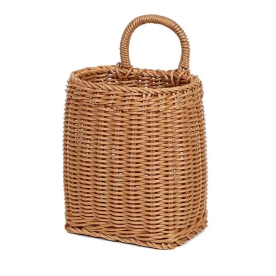 

Hanging Wall Basket Plastic Woven Front Door Basket Decorative Door Baskets for Flowers Plants Hanging Wicker Basket for Kitche