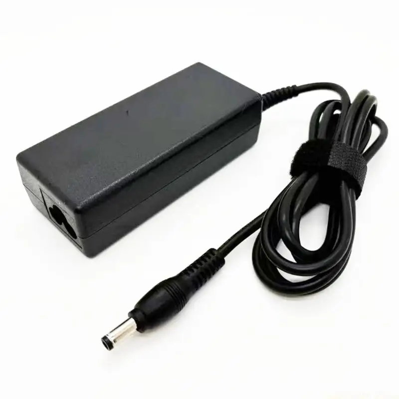 High Efficiency 65W Laptop Charging Adapter 19 5V 34 Interchangeable Connector Overheating
