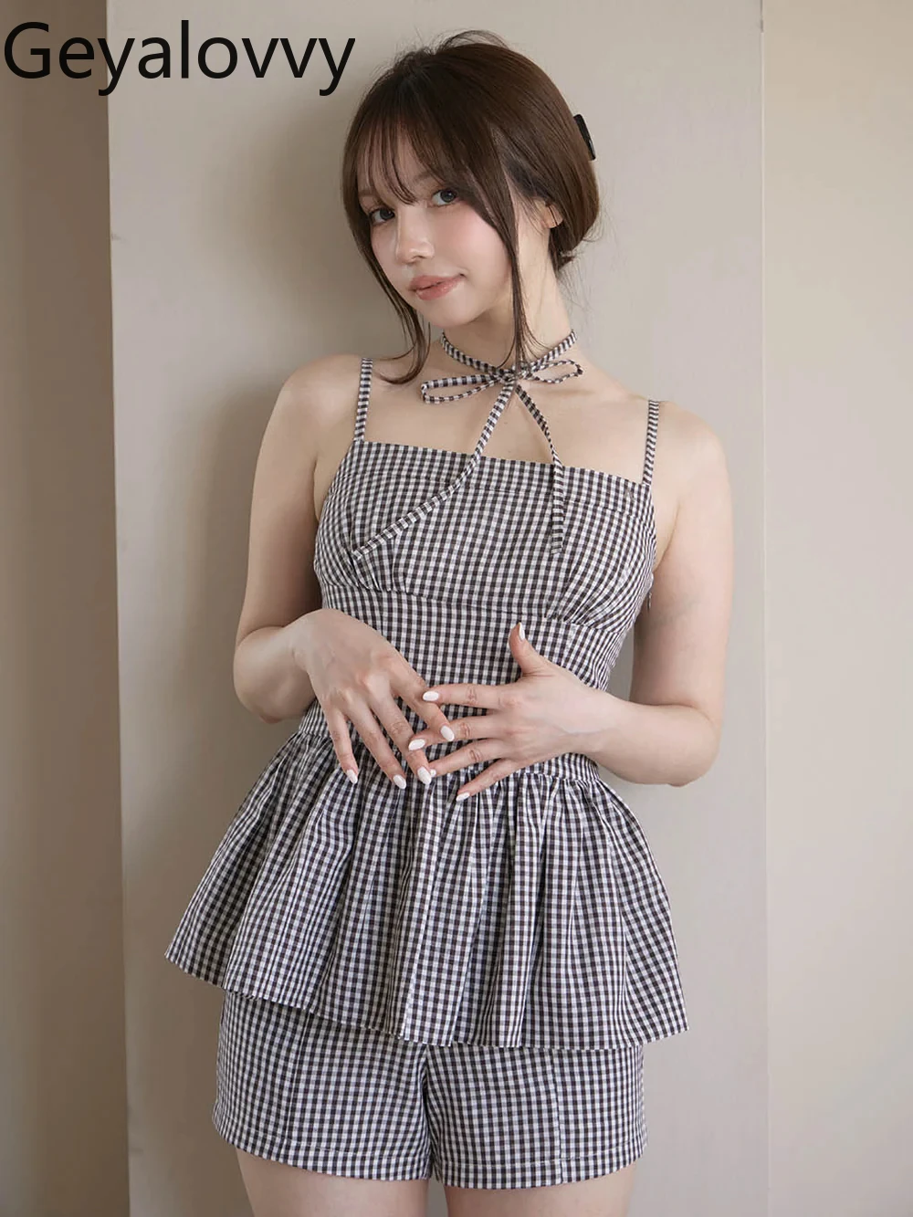 

Japanese Sweet Waist Plaid Puffy Suspender Vest Top + Women Commuter Shorts Sets Summer New Sleeveless Top Shorts 2-piece Set