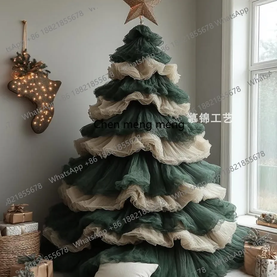 Christmas decorations, Christmas tree ornaments, shopping mall shop window layout scene