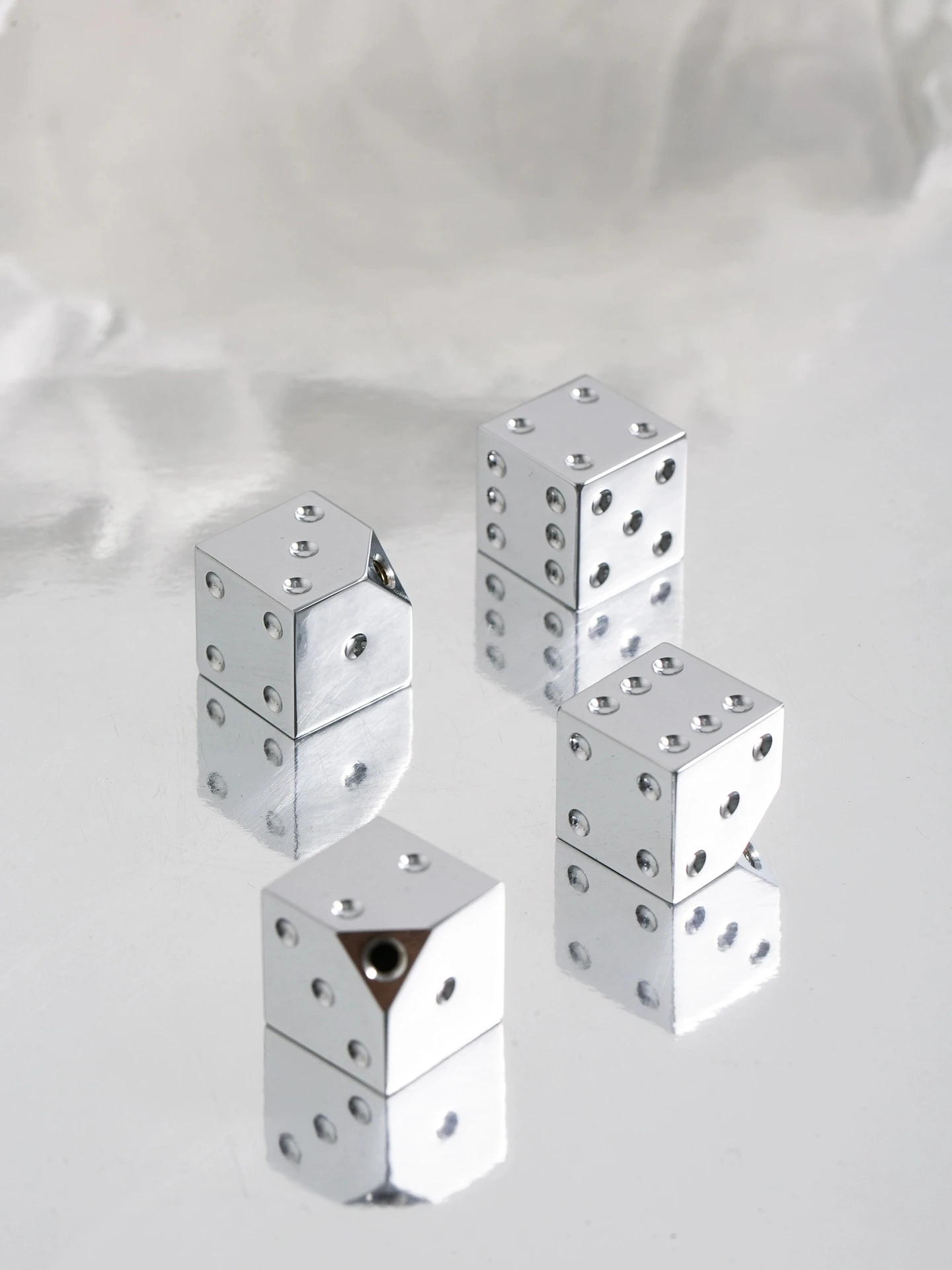 Furniture Bedroom Wardrobe Door Handles Solid Brass Shining Silver Handles Dice Drawer Handles Shoe Cabinet Drawer Small Knobs
