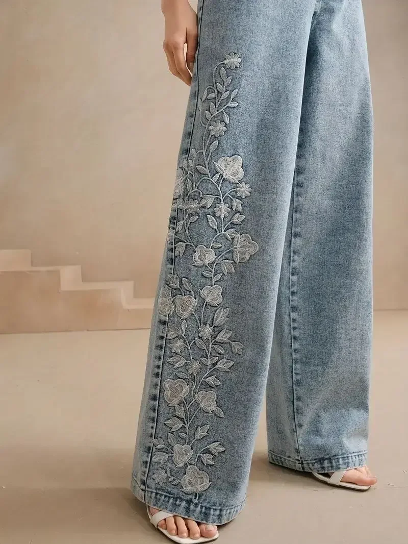 Women's Plus Size Y2K Straight Leg Jeans Trendy Stretch Washed Denim Embroidery Design Comfortable Fashion
