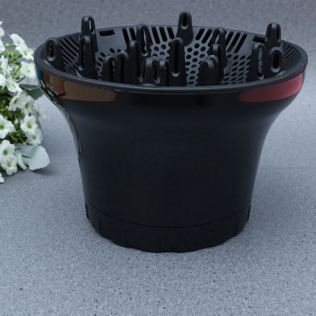 

Electric Hair Dryer Diffuser Nozzle Black High Temperature Resistant Attachment for Curly Wavy Straight Hair Blow