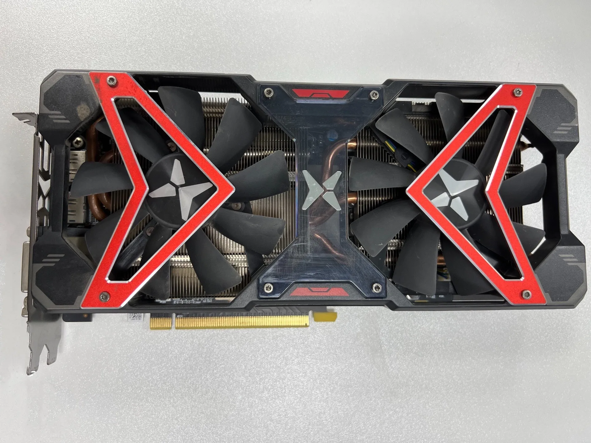 Used AMD Radeon RX590 8GB 2304SP GDDR5 PCI-Express Video Card DP DVI HDMI