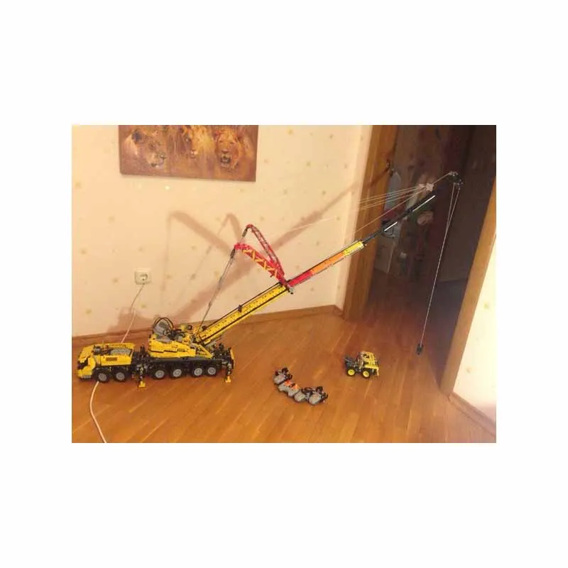 

MOC-5740 Новый классический мобильный кран GMK6400, модель строительного блока, 4174 шт., игрушка на день рождения и Рождество, подарок для мальчиков и детей