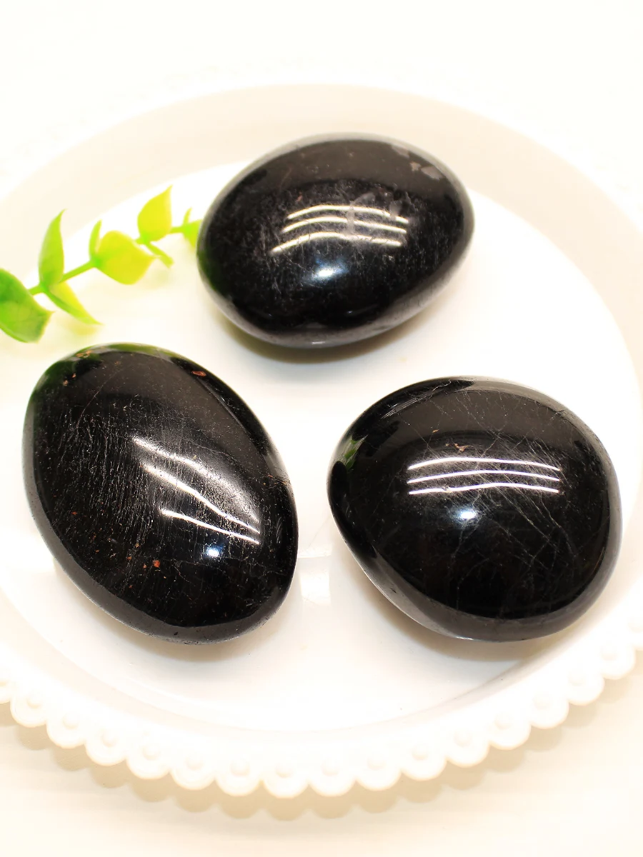 1 PC Black Tourmaline Palm Stone - Pocket Massage Worry Stone, Natural Body Chakra Balance, Reiki Healing and Crystal Mesh