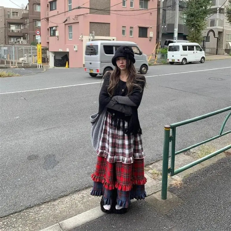 نصف تنورة نسائية 2025 ربيع وخريف جديد متقلب فضفاض متقلب الرابسودي الصوفية الدانتيل اللون حظر التدرج نصف تنورة