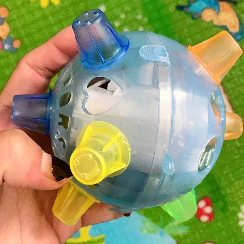 LED-oplichtende stuiterbal knippert en speelt muziek tijdens het springen. Perfect verjaardagscadeau voor kinderen van alle leeftijden (jongens en meisjes die het houden!)