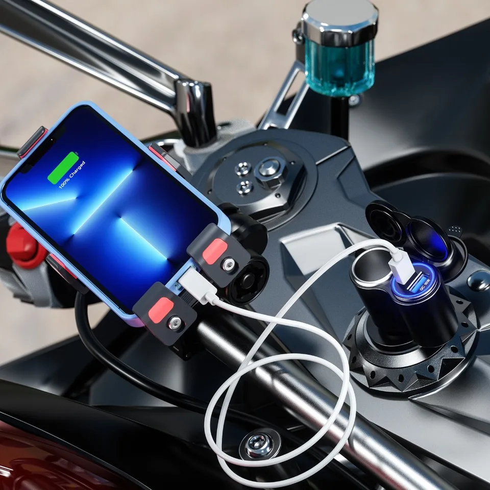 Adattatore Caricabatterie DIN Hella A USB Per Moto | 45W USB-C PD3.0 + 18W QC3.0, Con Voltmetro LED | Per BMW, Triumph, Ducati 12V-24V, Impermeabile