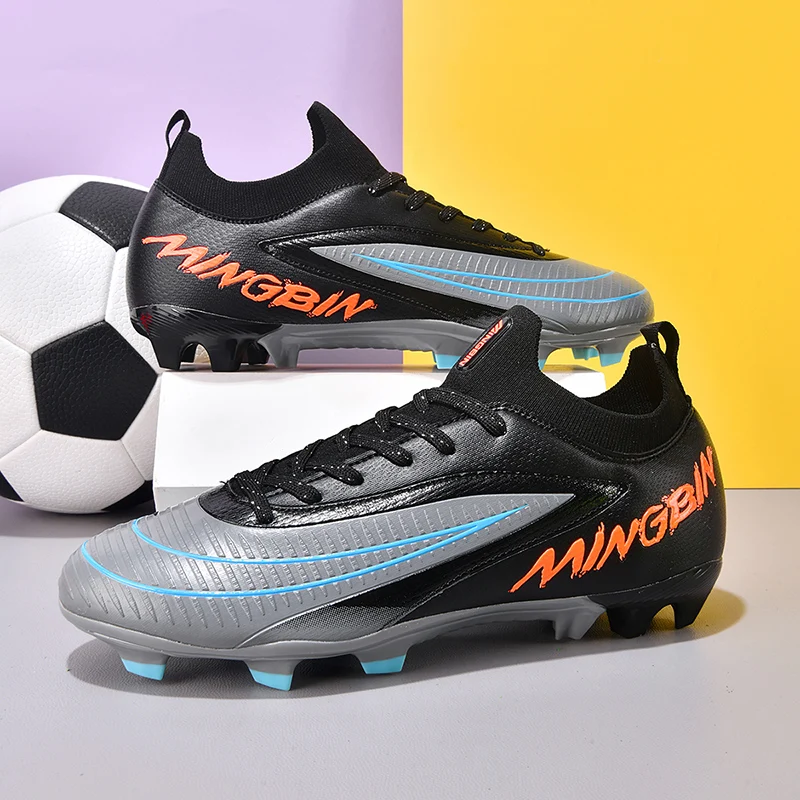 

New Men Football Shoes Society Cleats Indoor Football Field Boots Professional Fast Training Soccer Shoes Non Slip Sneaker 36-45
