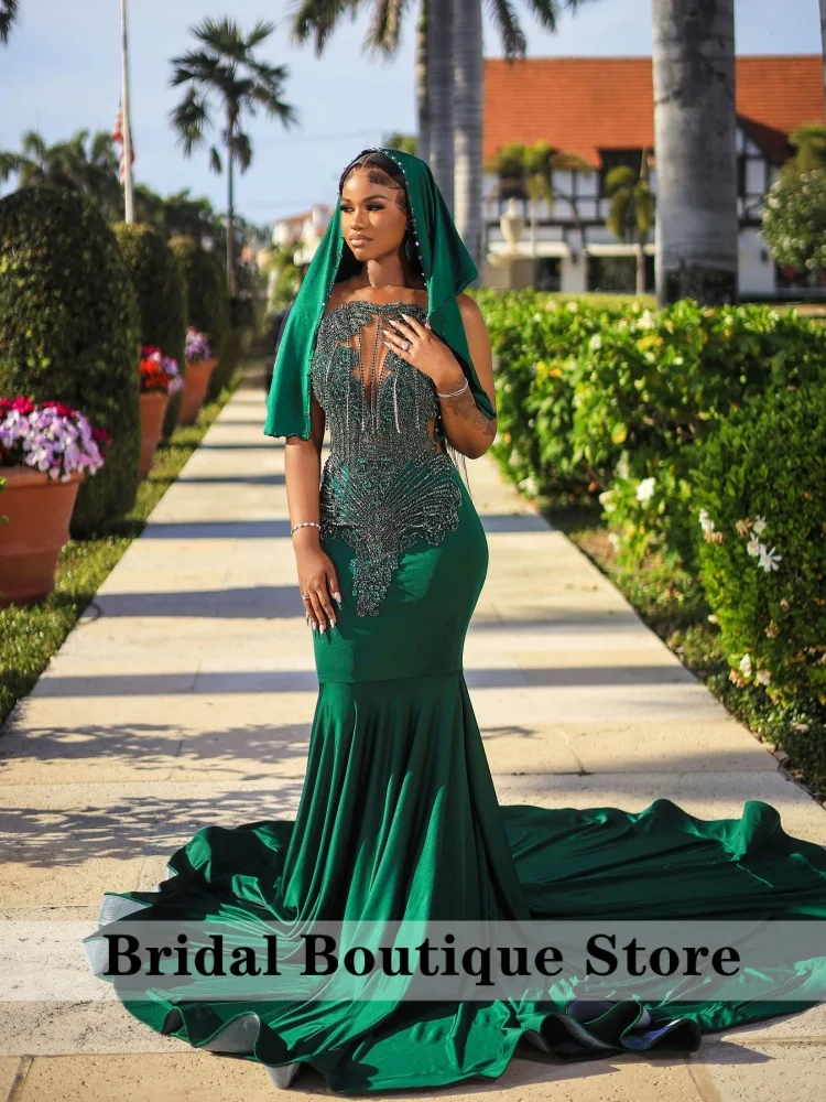

Emerald Green Prom Dresses 2026 Luxuy Diamond Rhinestone With Cape Birthday Party Gowns Afrcian Evening Dress Customized