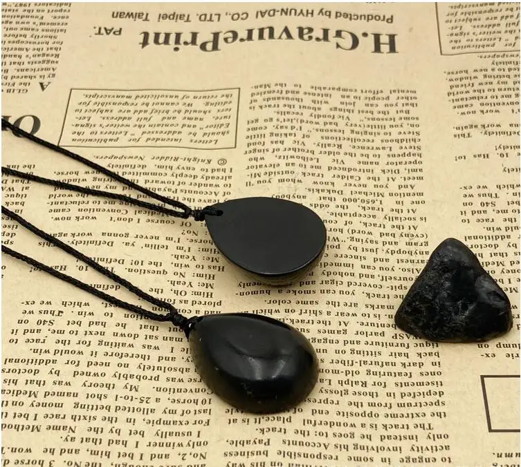 

PANGEM-Wholesale 1pcs 100% Natural Russia Shungite Necklace,Pear Drop Healing Gem stone Energy healing gem Stone 35mm Stone