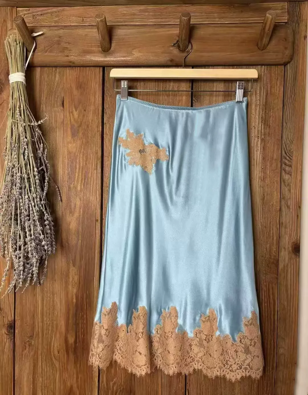 100% Silk Women's Lace Spliced Hem Elastic Waist A-Line Elegant Blue Satin Skirt