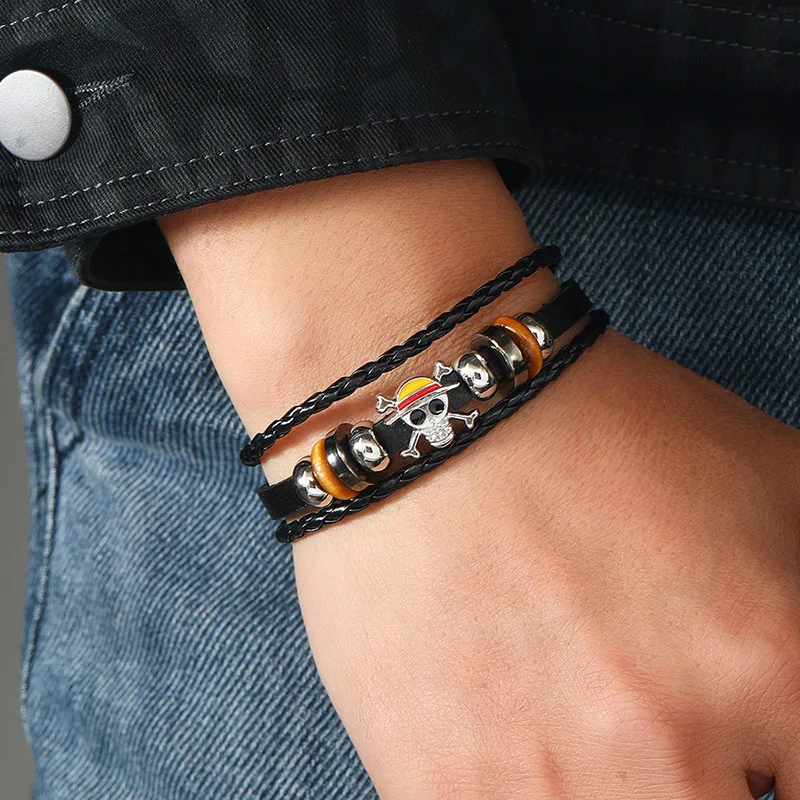 قطعة واحدة أنيمي سوار الرسوم المتحركة الأجهزة الطرفية اللعب لوفي الأوروبية الأمريكية خمر الجلود الكرتون سوار صديق هدية عيد