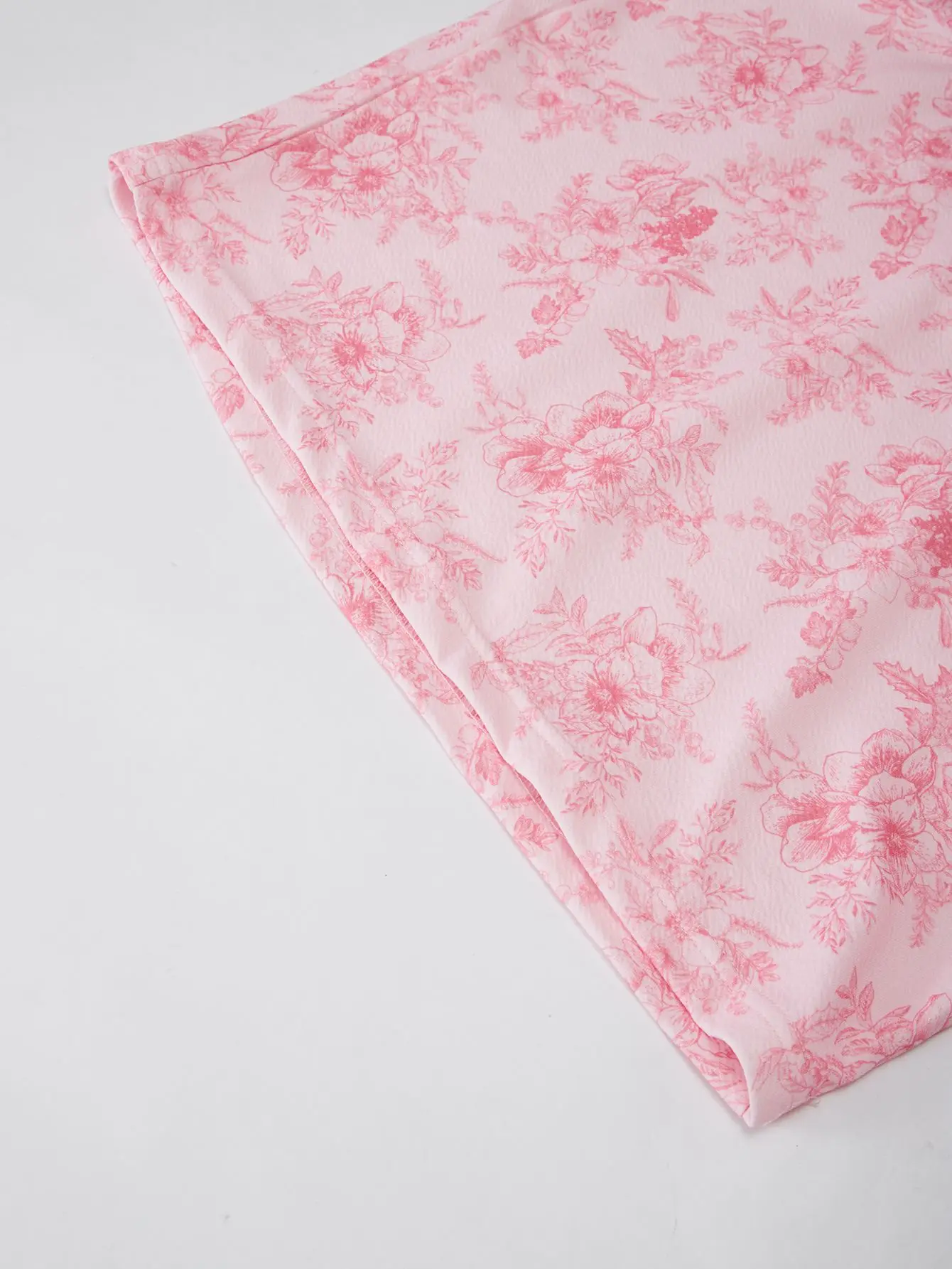 Elegantes Damenkleid mit Blumenmuster und Puffärmeln, modisches langes Kleid, Freizeitkleid, Urlaubskleid, Sommerkleid, Dropshipping – Detail 12