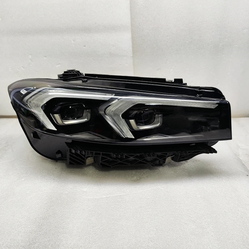 

For the original LED front lighting system of the 2022 BMW 3 Series G20 G21 headlights