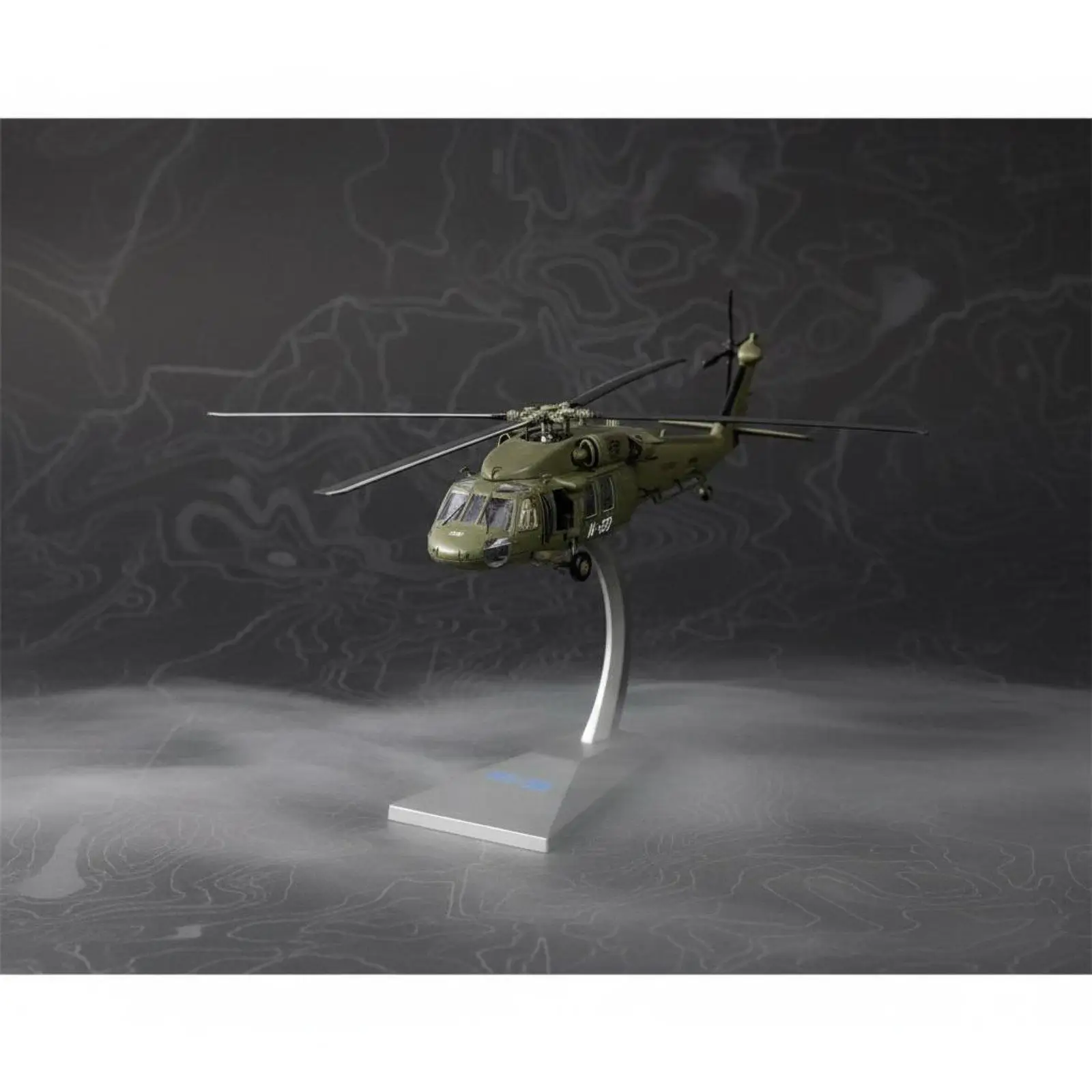 modele-d'helicoptere-uh-60-black-hawk-en-metal-moule-sous-pression-peinture-realiste-pour-presentoir