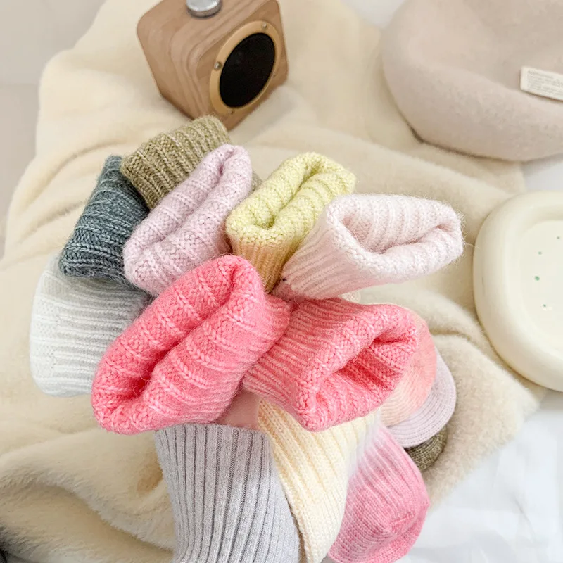 1/2Pairs Women's Autumn Winter Gradient Color Wool Socks  Thick Velvet for Warmth Home Pile Socks Sports Style Socks women's