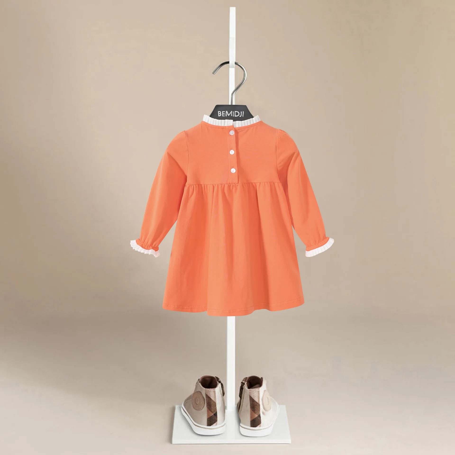 

Baby Girls Solid Muslin Dresses Long Sleeves Ruffled Lace Princess Button Casual Vestidos Children Cotton Costume Autumn