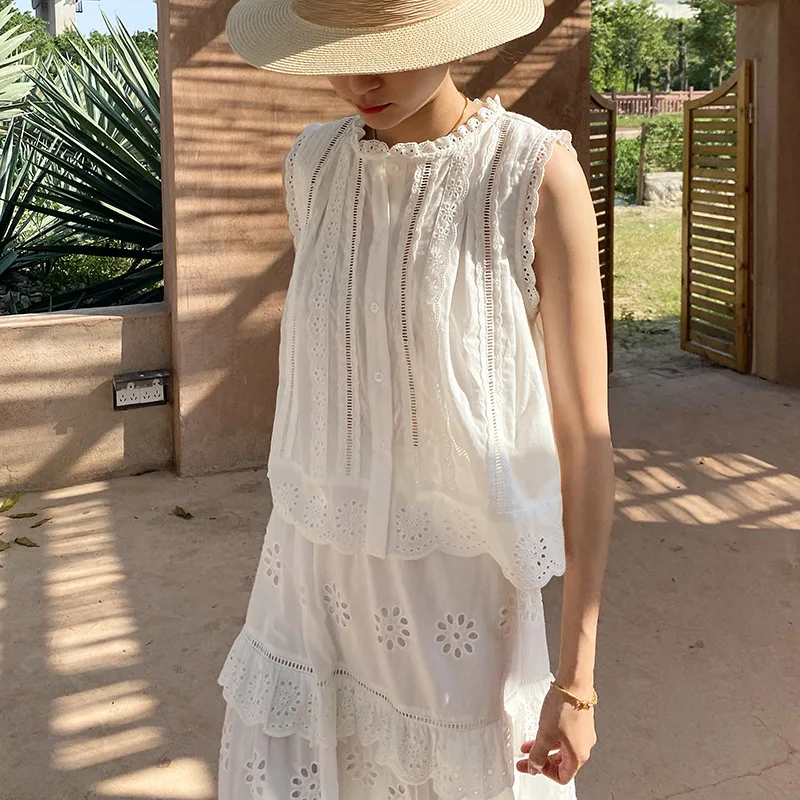 Top ricamato in stile vacanza francese estiva, set da donna in 2 pezzi con gonna a mezza lunghezza, camicia bianca scavata