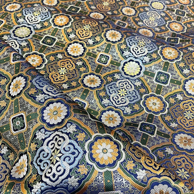 新中国風サテン生地の漢服ドレスコート、伝統模様のワンショール刺繍入り、女性服のための包装箱