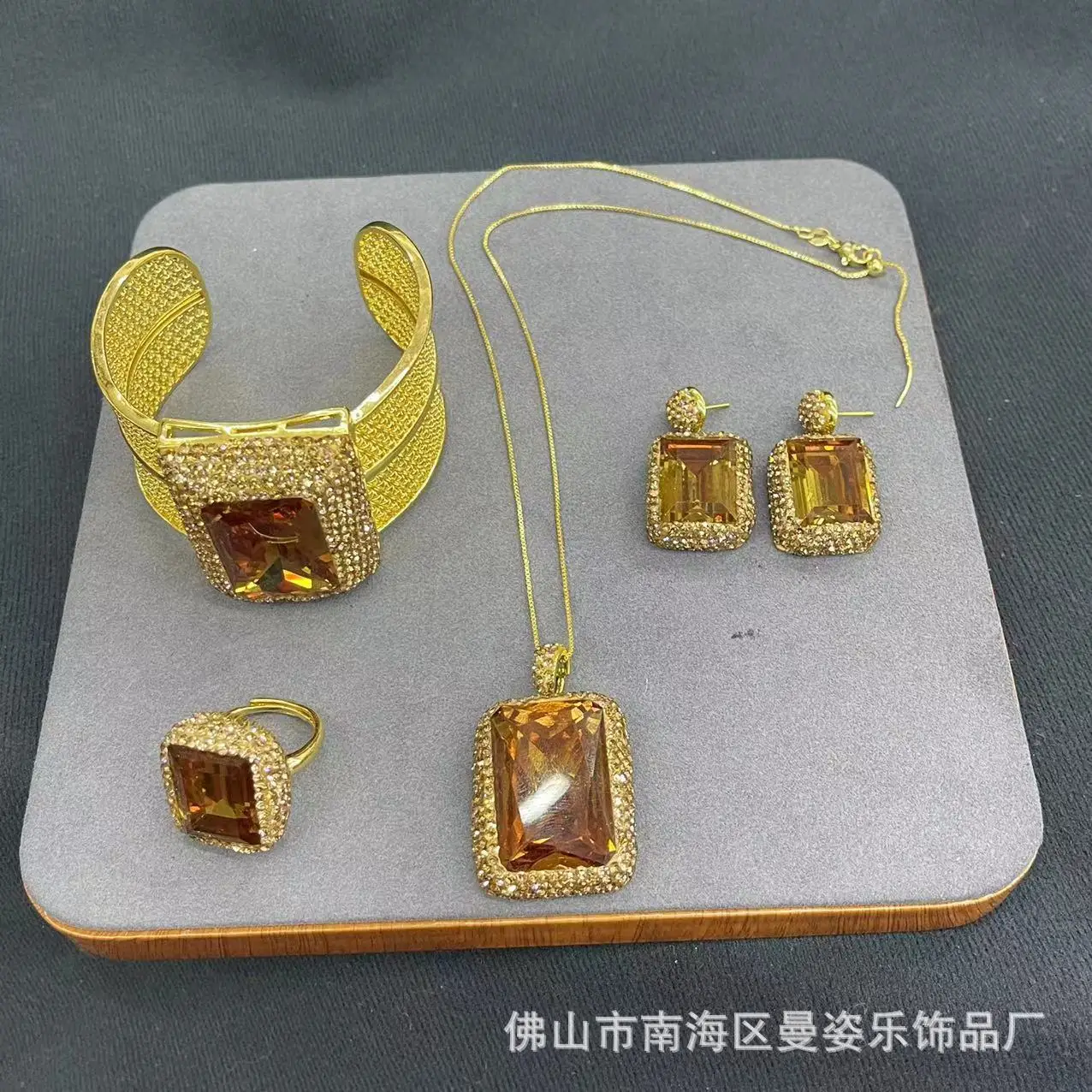 

Turkey imported sultan stone personality exaggerated set color stone popular jewelry export pendant earrings ring bracelet