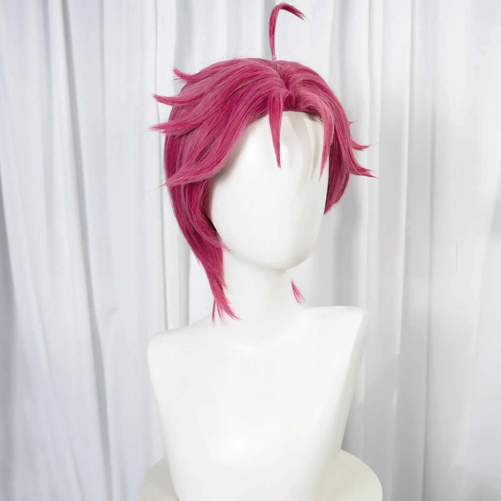 アニメ Kpop サジャボーイズ ジヌ ベビー アビー ミステリー ロマンス コスプレウィッグ 黄色い帽子付き アビー コスプレ衣装アクセサリー